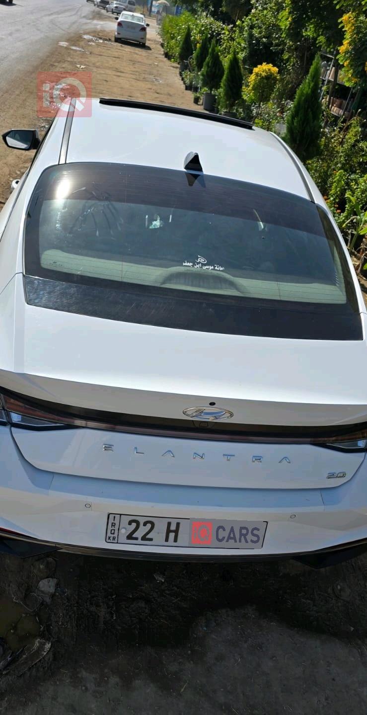 هیوندای ئەلەنترا